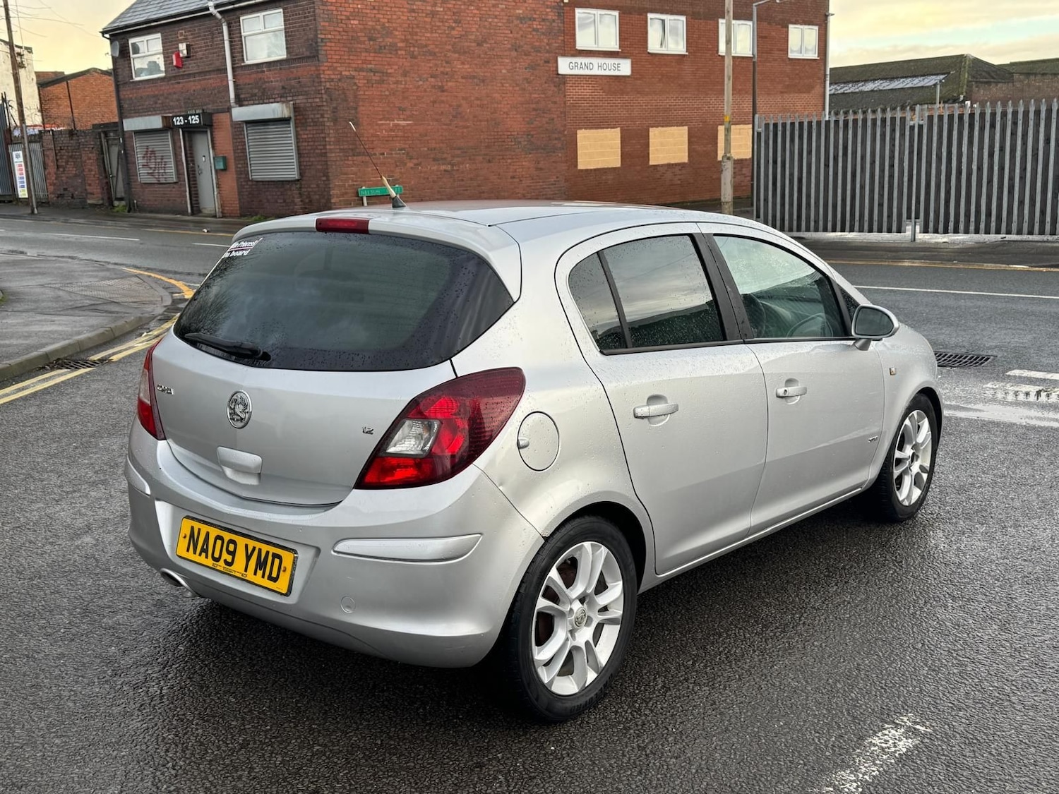 Used Vauxhall Corsa 2009 for sale - 78218685: Photo 5