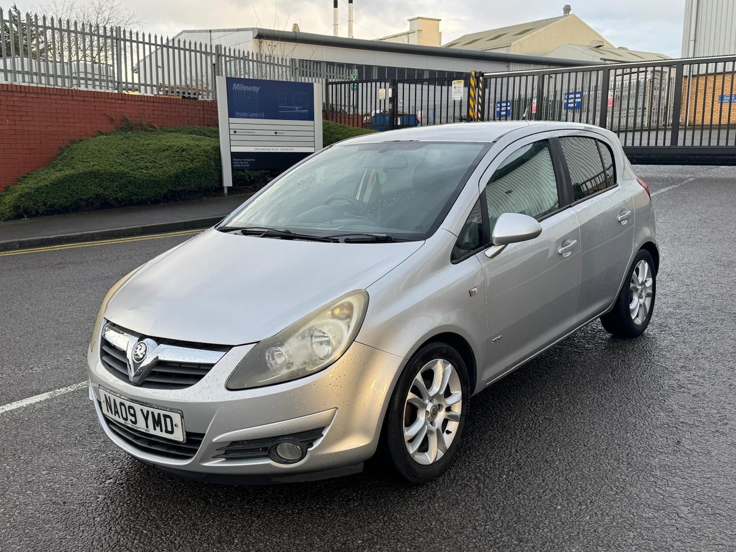Used Vauxhall Corsa 2009 for sale - 78218685: Photo 8