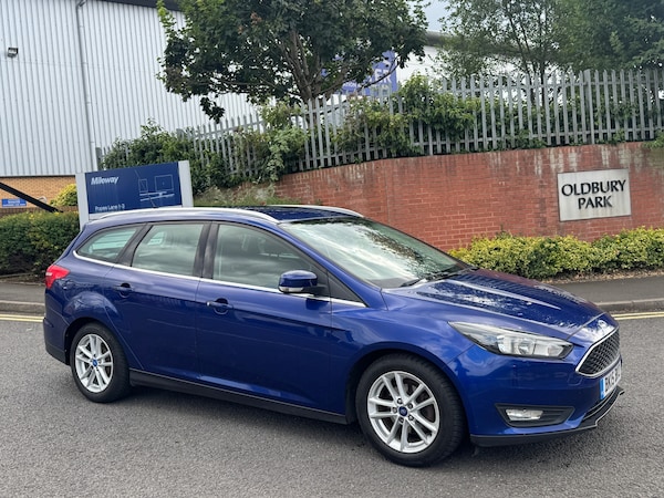 Used Ford Focus 2015 for sale - 75378698: Photo 3