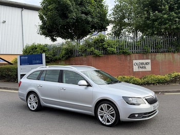 Used Skoda Superb 2014 for sale - 78823415: Photo
