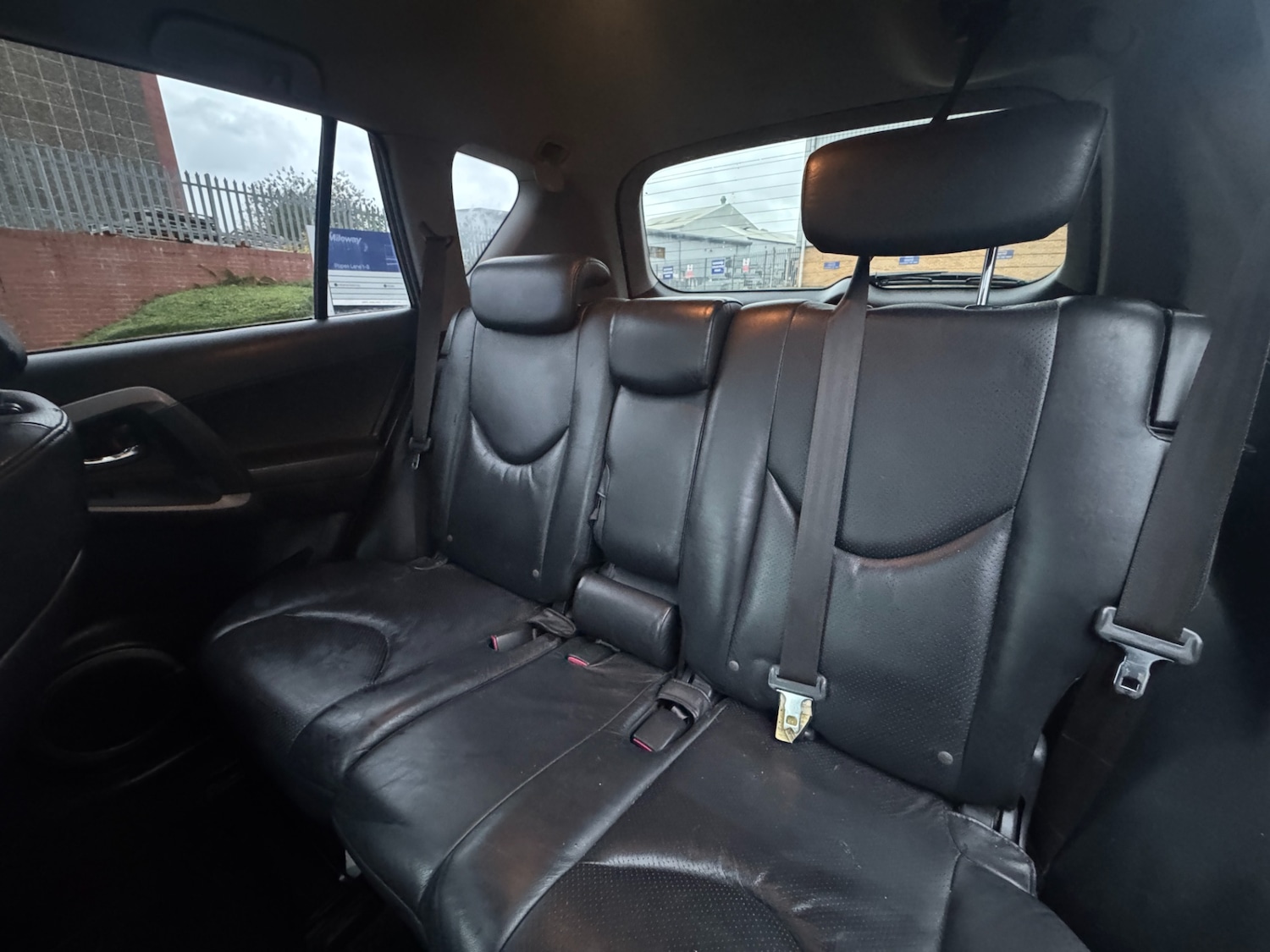 Used Toyota RAV4 2006 for sale - 76486010: Photo 17