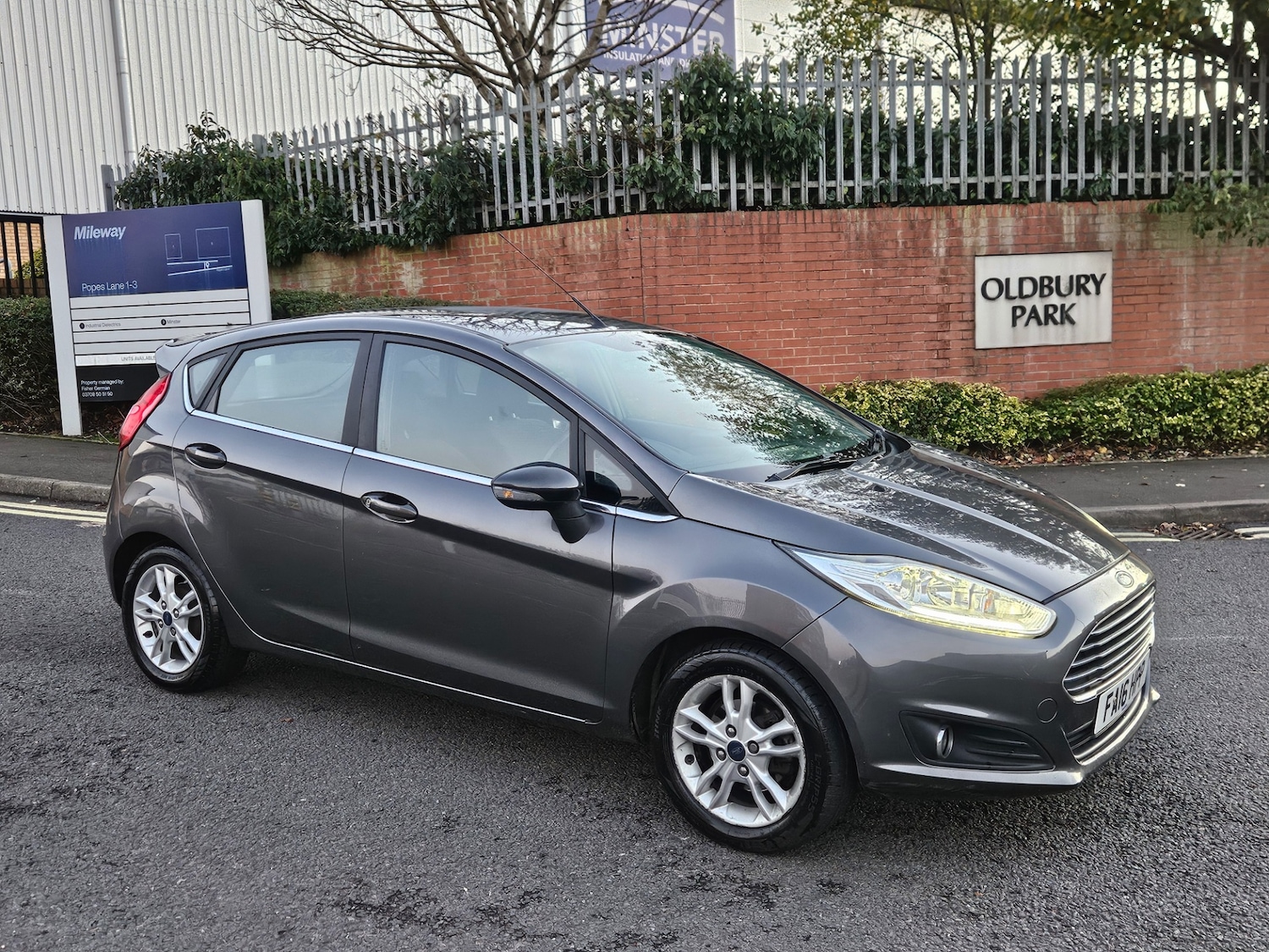 Used Ford Fiesta 2016 for sale - 76672242: Photo 3