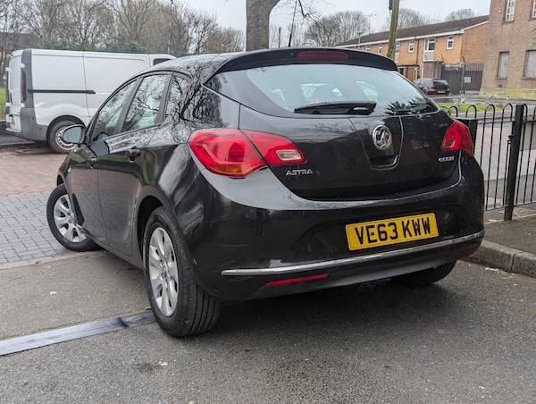 Used Vauxhall Astra 2013 for sale - 73983247: Photo 5