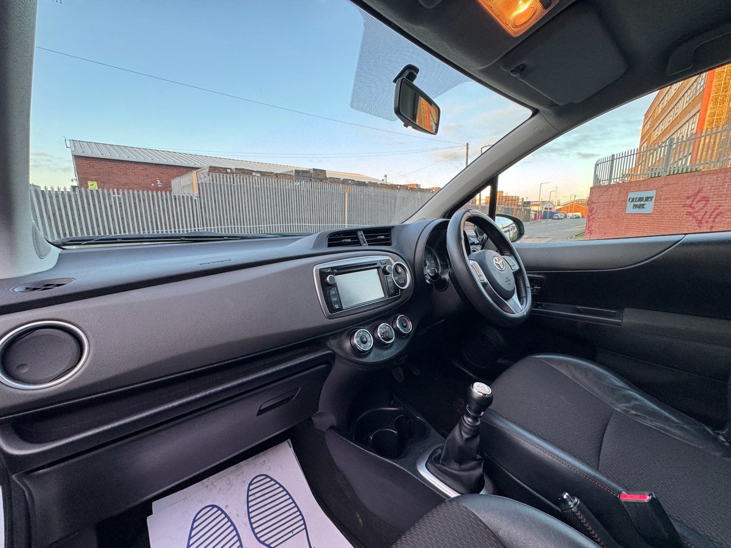 Used Toyota Yaris 2012 for sale - 77061703: Photo 12