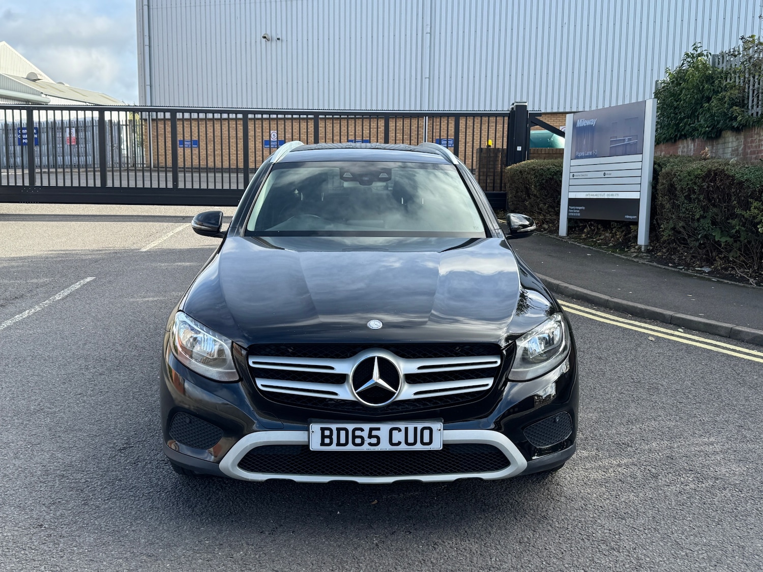 Used Mercedes-Benz GLC 2015 for sale - 76188390: Photo 4