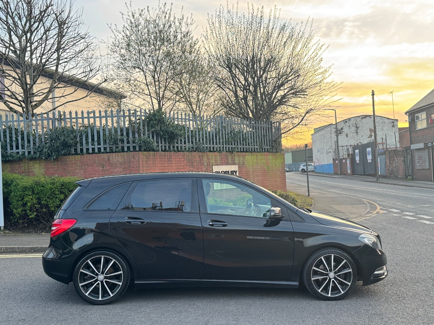 Used Mercedes-Benz B Class 2014 for sale - 77979969: Photo 5