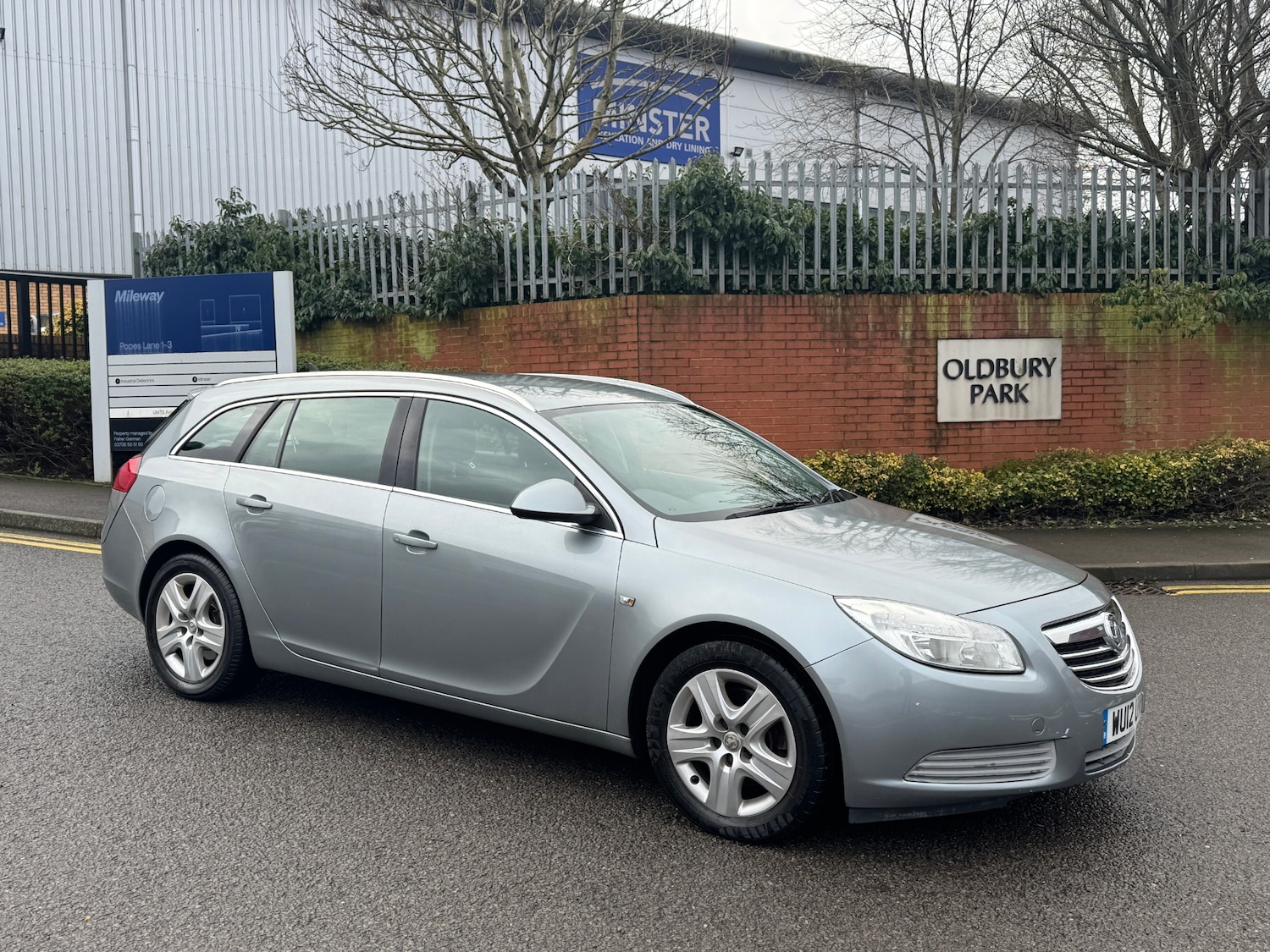 Used Vauxhall Insignia 2012 for sale - 77495192: Photo 3