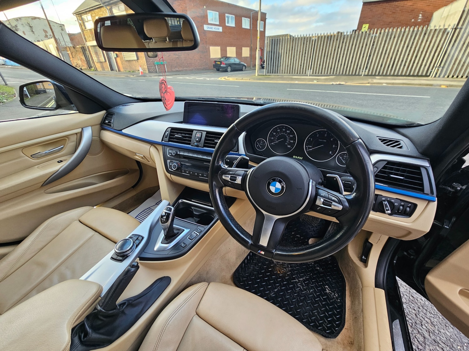 Used BMW 3 Series 2013 for sale - 77121286: Photo 13