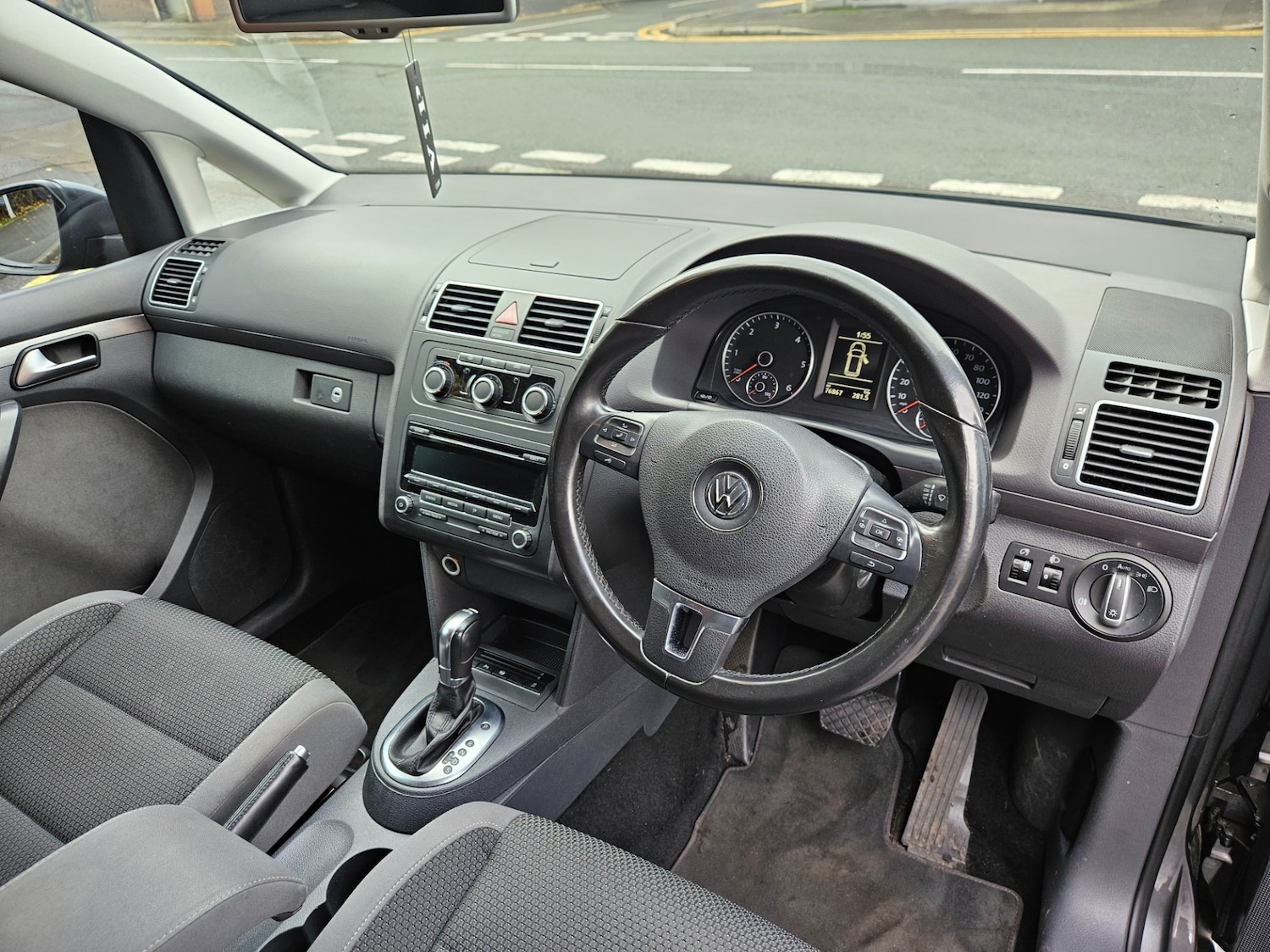 Used Volkswagen Touran 2012 for sale - 76419769: Photo 13