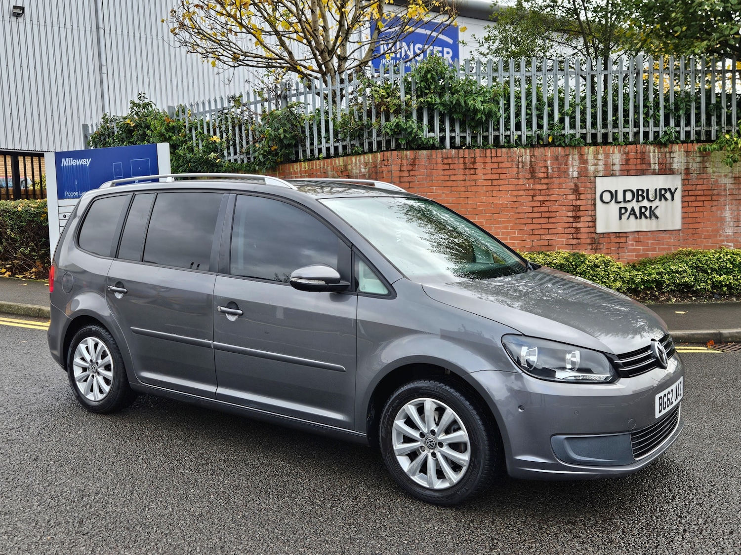 Used Volkswagen Touran 2012 for sale - 76419769: Photo 3