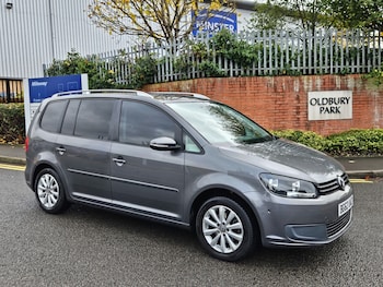 Used Volkswagen Touran 2012 for sale - 76419769: Photo