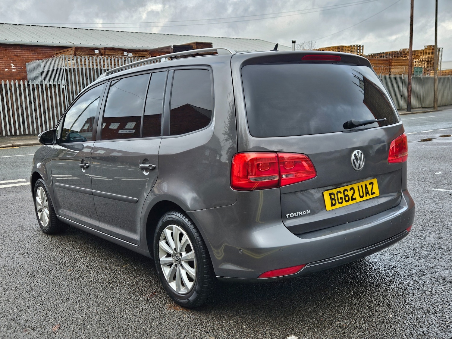 Used Volkswagen Touran 2012 for sale - 76419769: Photo 7