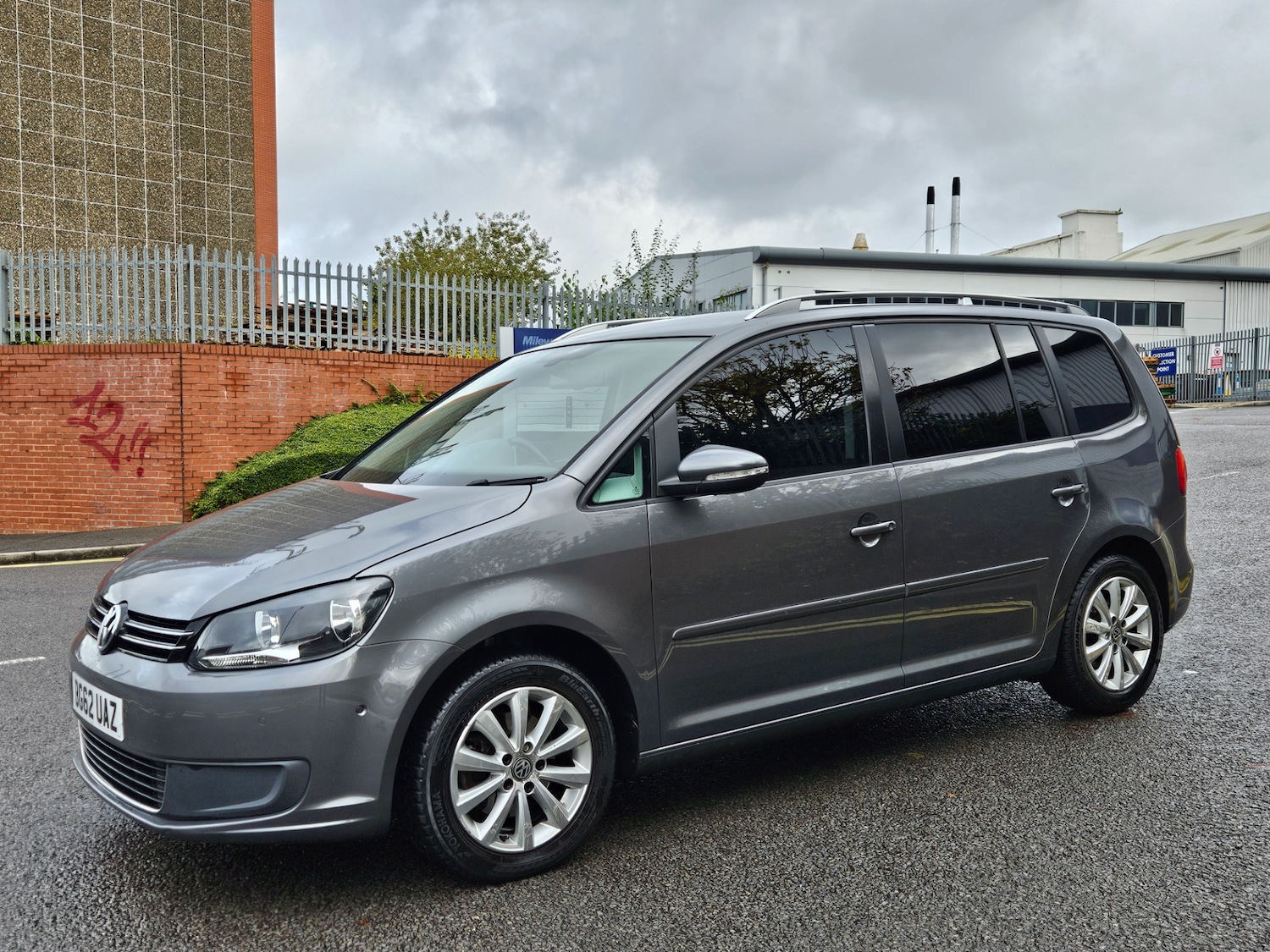 Used Volkswagen Touran 2012 for sale - 76419769: Photo 9