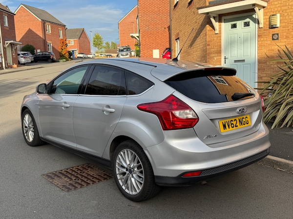 Used Ford Focus 2012 for sale - 75700550: Photo 12