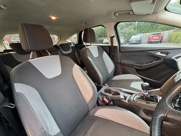 Used Ford Focus 2012 for sale - 75700550: Photo 15