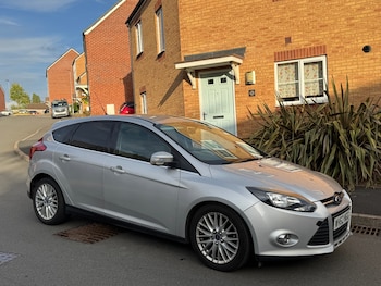 Used Ford Focus 2012 for sale - 75700550: Photo