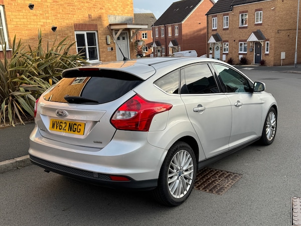 Used Ford Focus 2012 for sale - 75700550: Photo 6