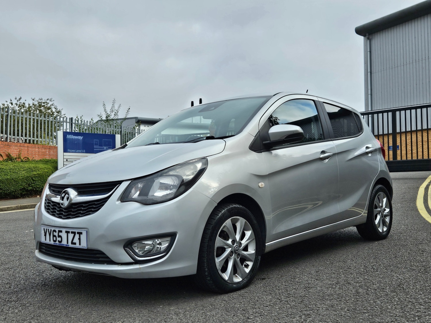 Used Vauxhall Viva 2015 for sale - 76248440: Photo 11