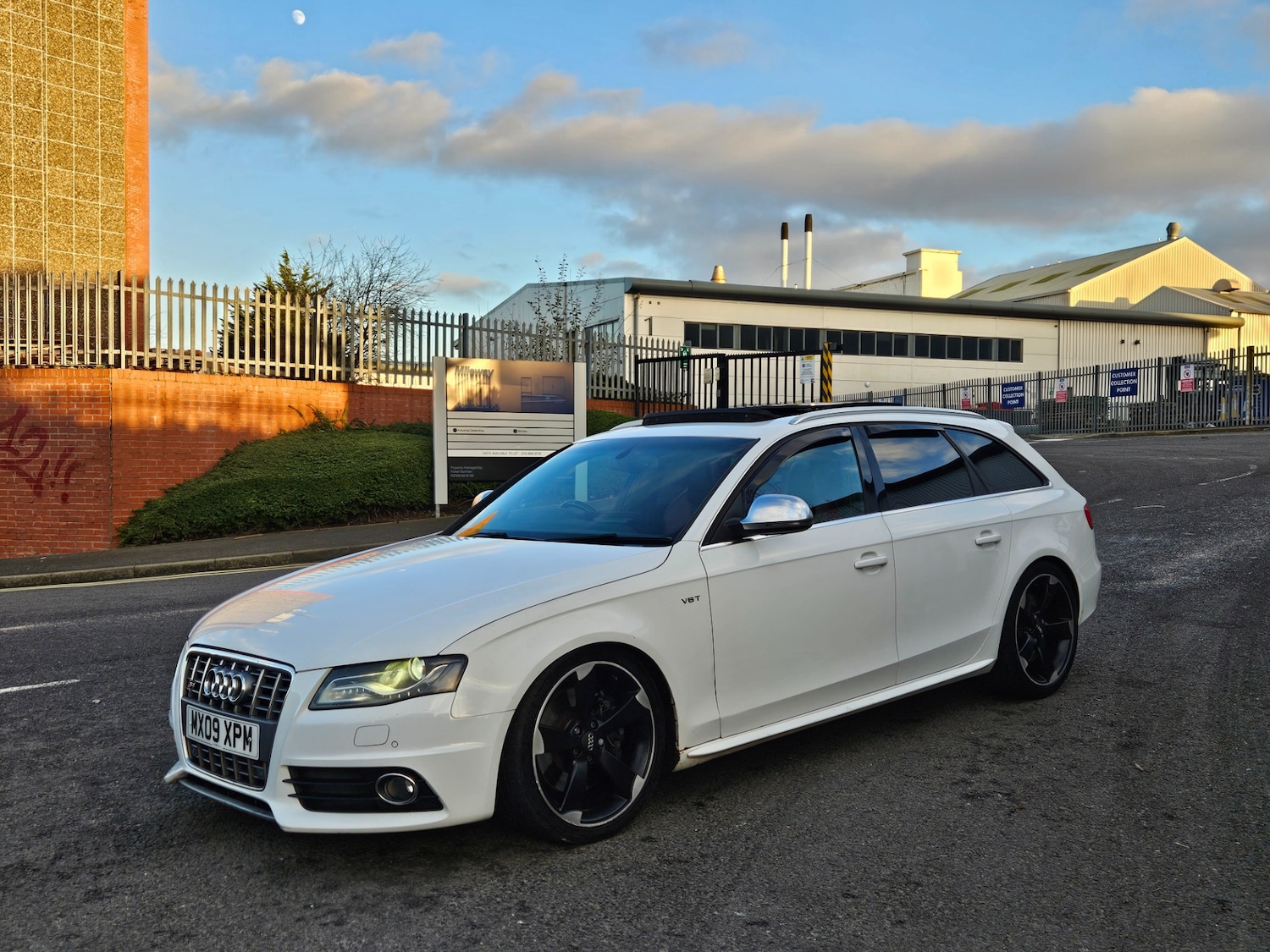 Used Audi A4 2009 for sale - 77121289: Photo 9