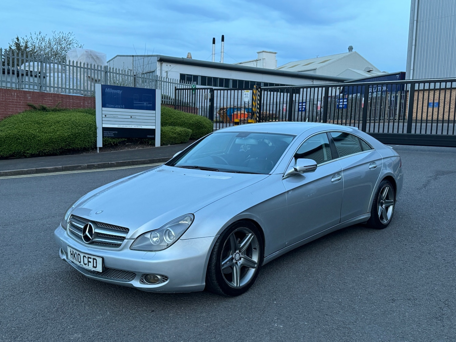 Used Mercedes-Benz CLS 2010 for sale - 78175932: Photo 10
