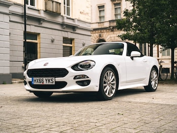 Used Fiat 124 Spider 2016 for sale - 79450920: Photo