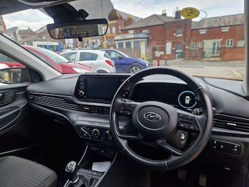 Used Hyundai i20 2022 for sale - 76490926: Photo