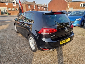 Used Volkswagen Golf 2015 for sale - 77919094: Photo