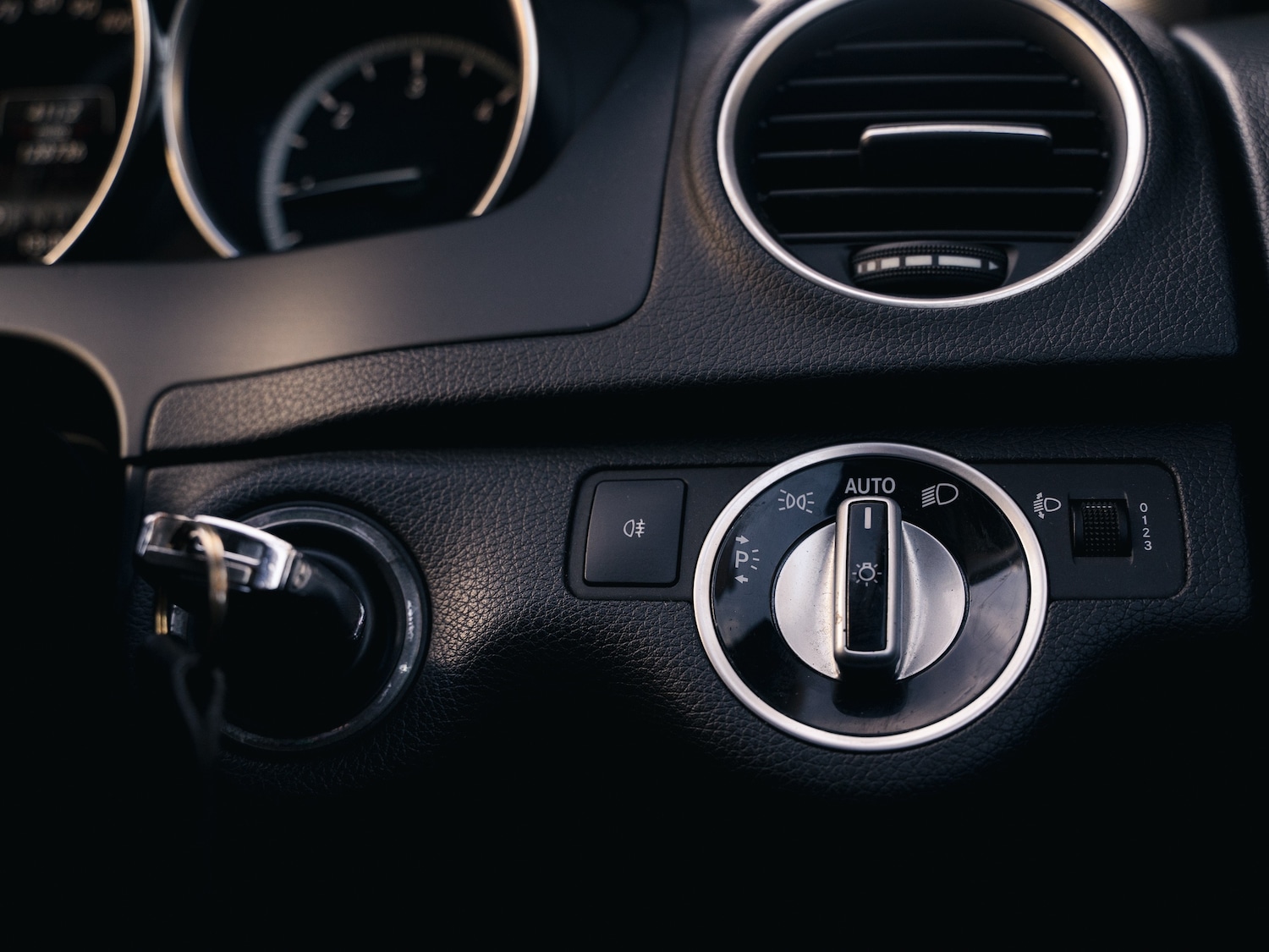 Used Mercedes-Benz C Class 2013 for sale - 77050771: Photo 25