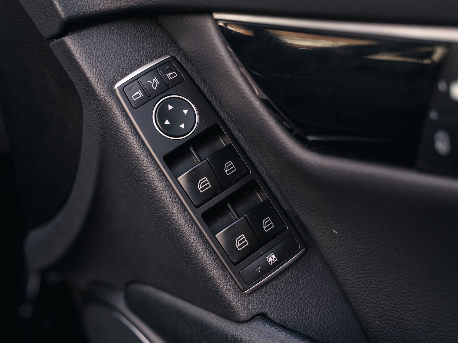 Used Mercedes-Benz C Class 2013 for sale - 77050771: Photo 33