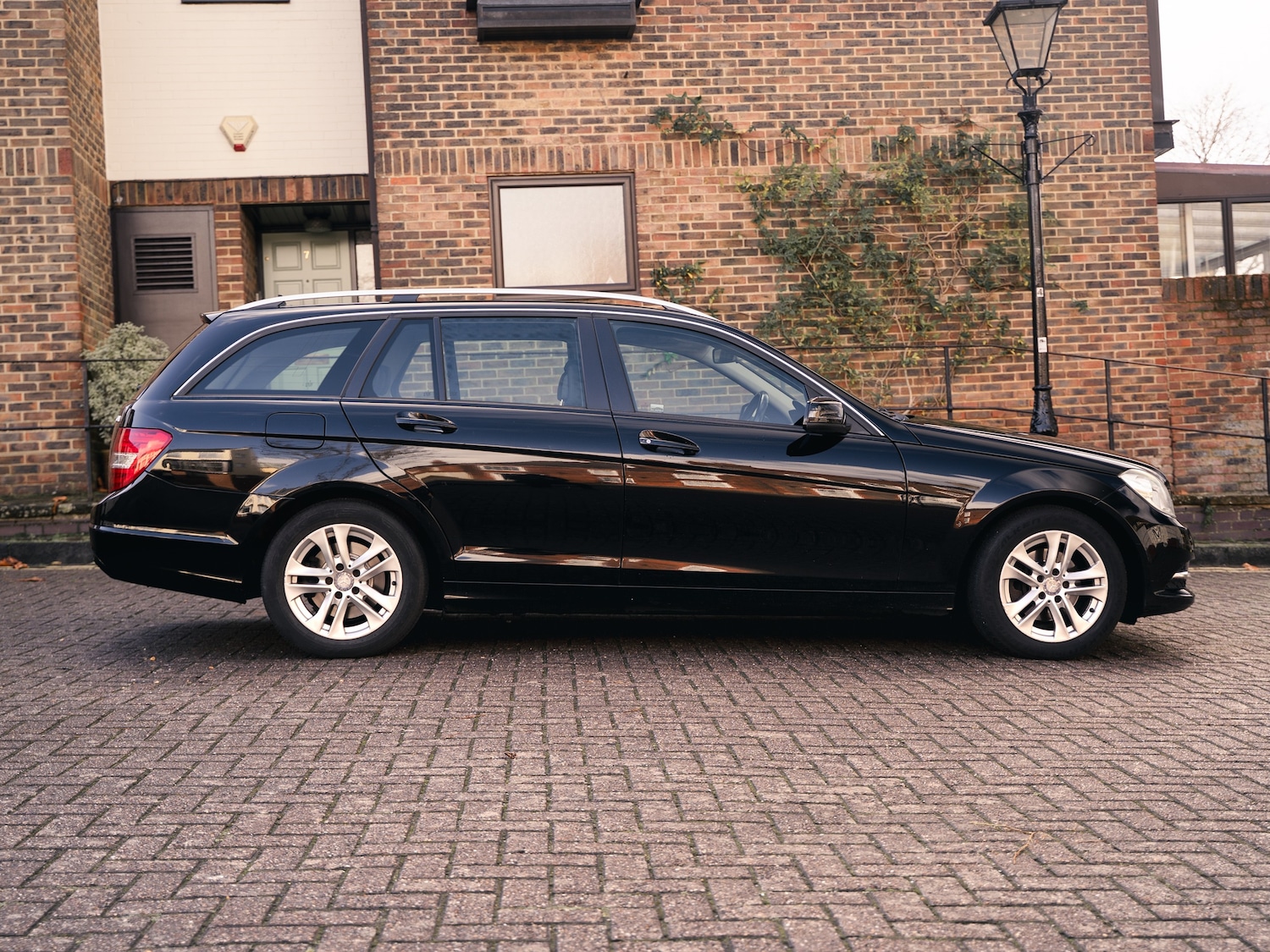 Used Mercedes-Benz C Class 2013 for sale - 77050771: Photo 9