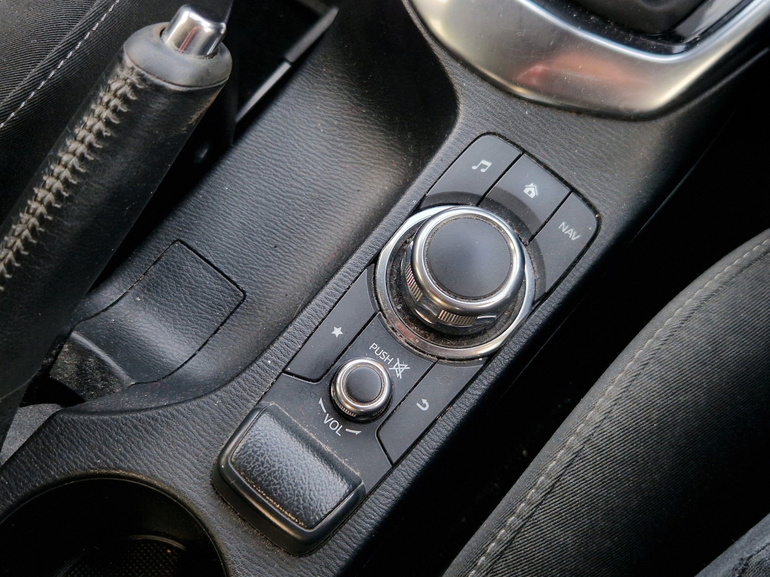 Used Mazda Mazda2 2018 for sale - 77408870: Photo 14