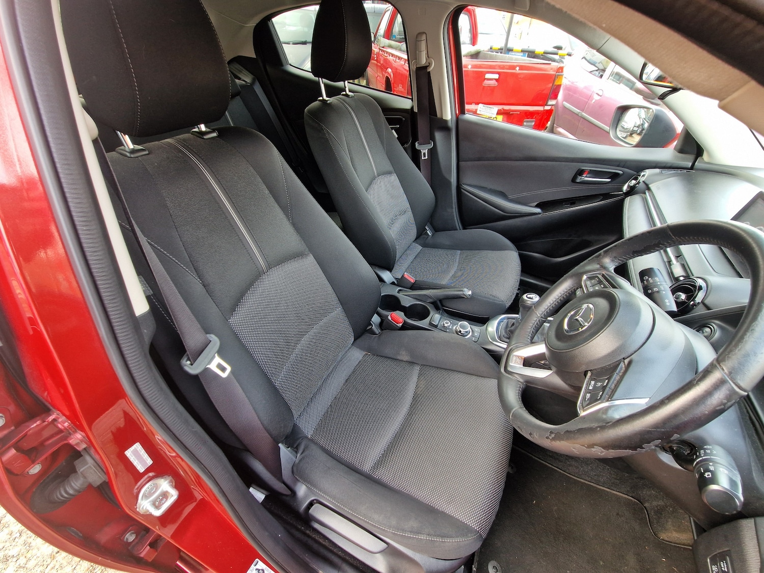 Used Mazda Mazda2 2018 for sale - 77408870: Photo 8