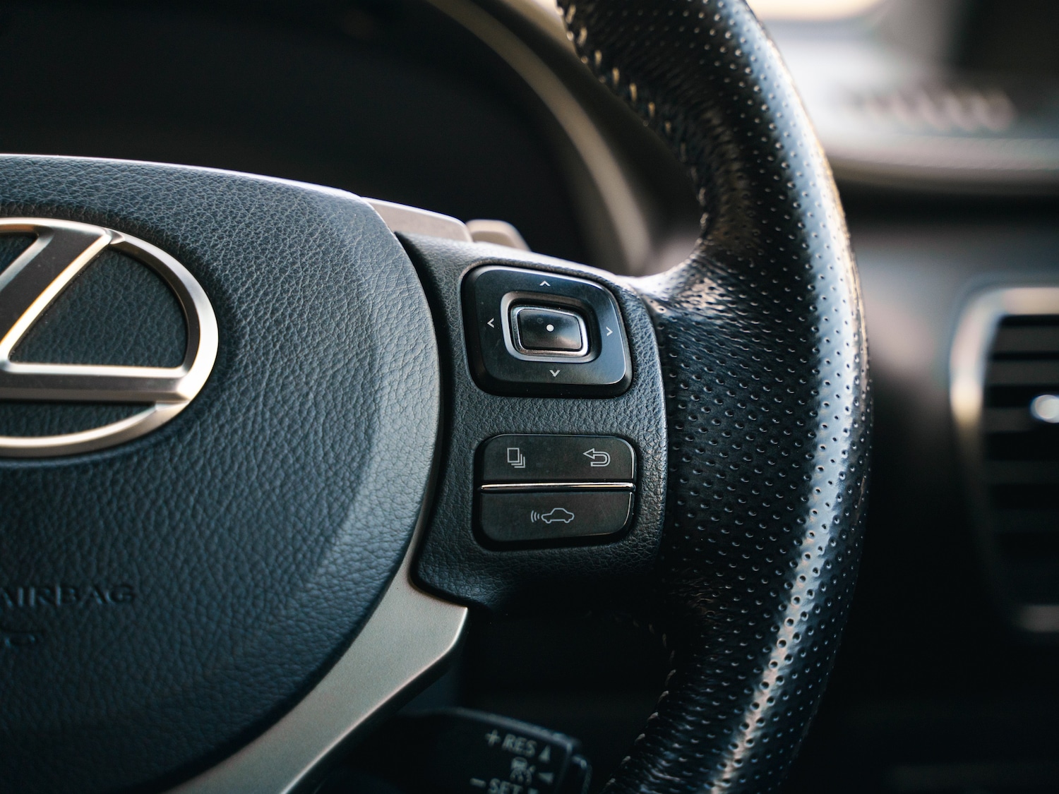 Used Lexus NX 2017 for sale - 77050768: Photo 27