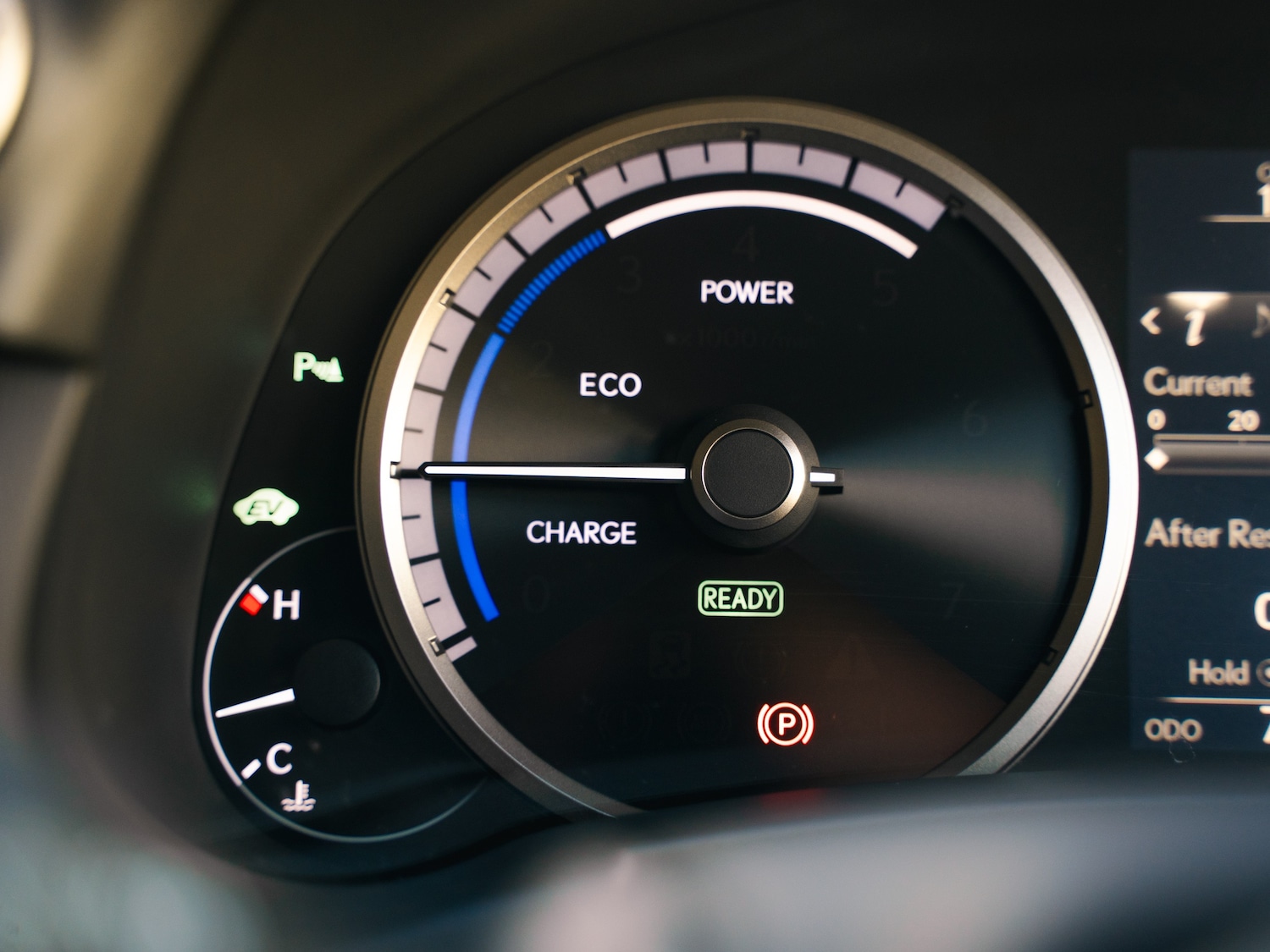 Used Lexus NX 2017 for sale - 77050768: Photo 33