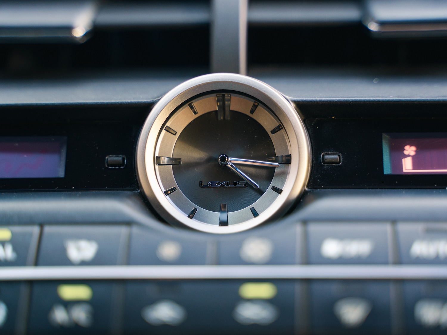 Used Lexus NX 2017 for sale - 77050768: Photo 38