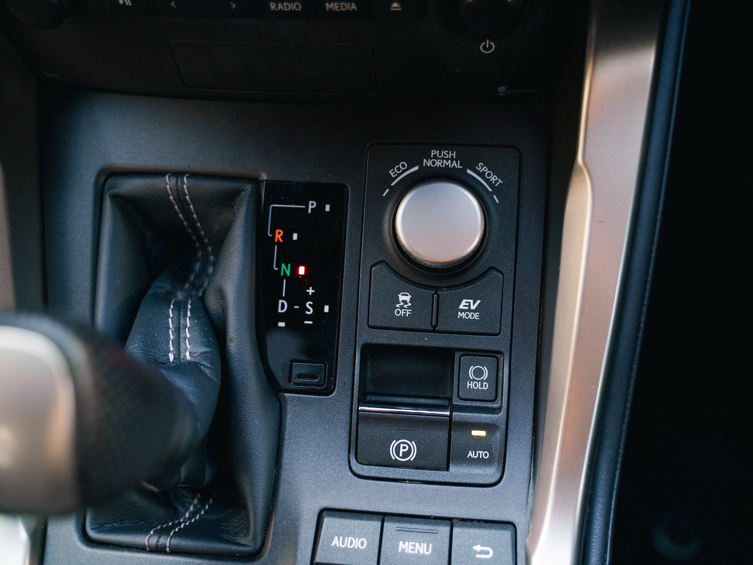 Used Lexus NX 2017 for sale - 77050768: Photo 43