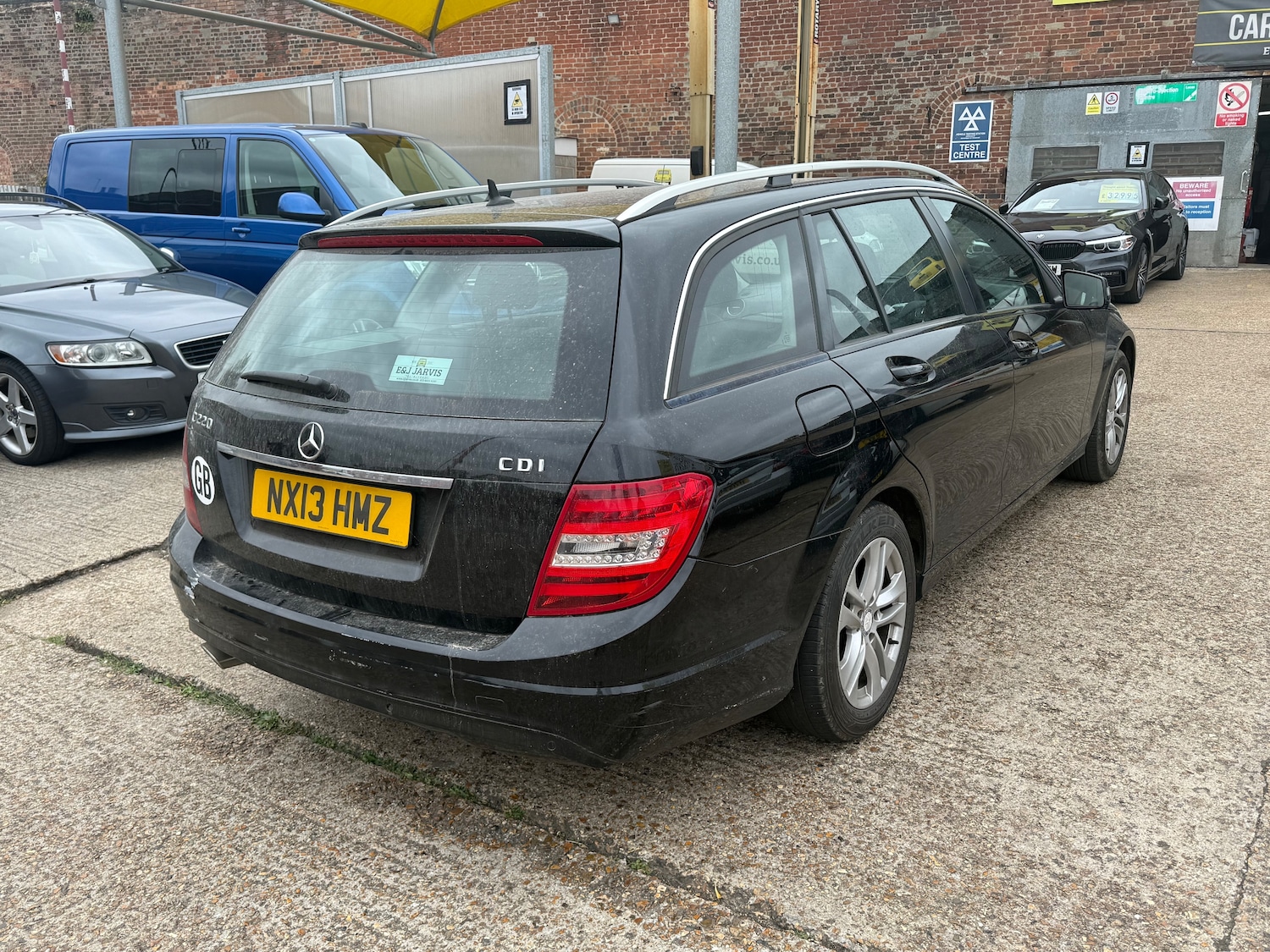 Used Mercedes-Benz C Class 2013 for sale - 76557771: Photo 2