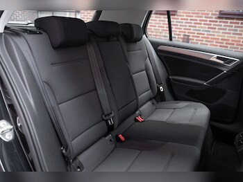 Used Volkswagen Golf 2015 for sale - 77688210: Photo