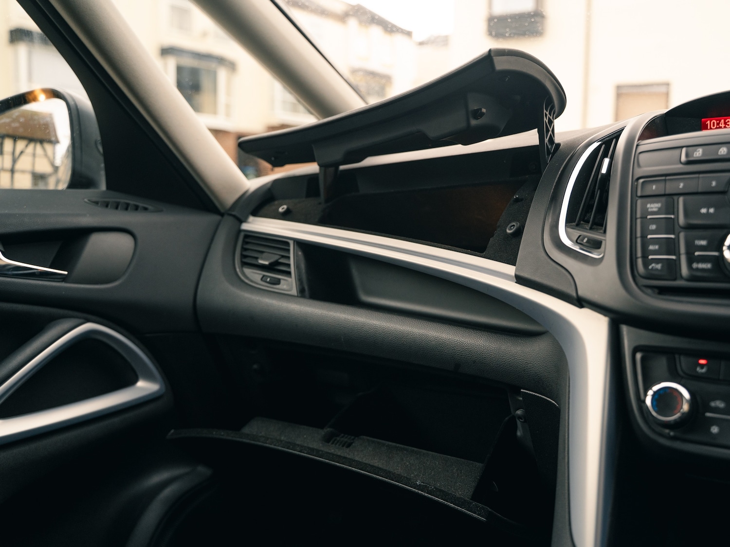 Used Vauxhall Zafira 2015 for sale - 77050775: Photo 17