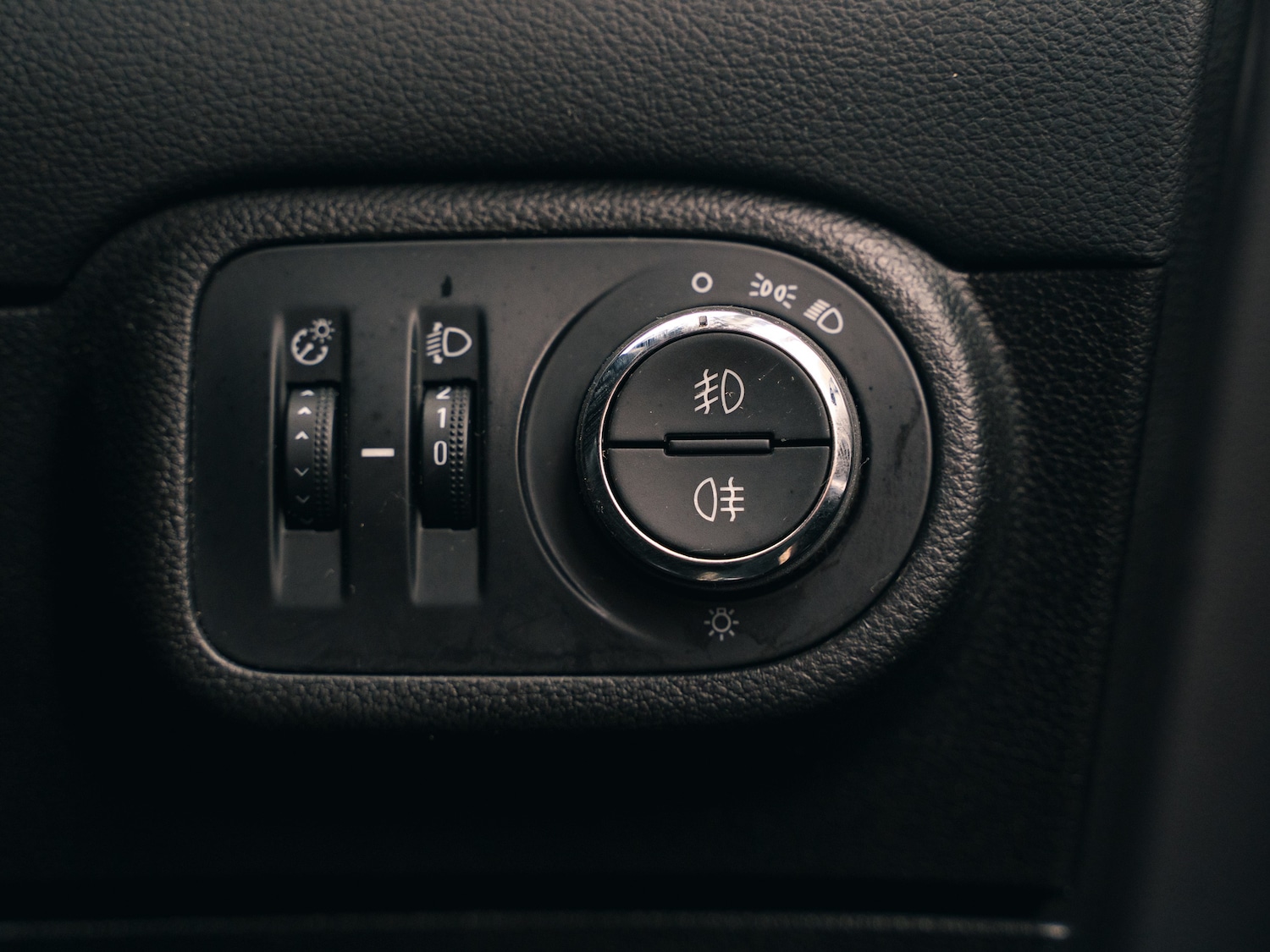 Used Vauxhall Zafira 2015 for sale - 77050775: Photo 27