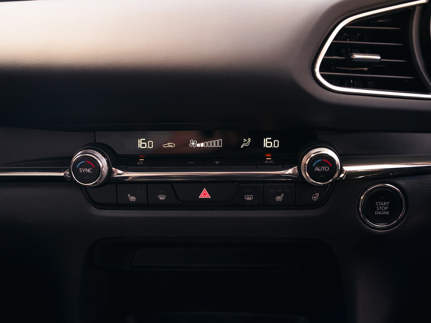 Used Mazda CX-30 2022 for sale - 77050769: Photo 37