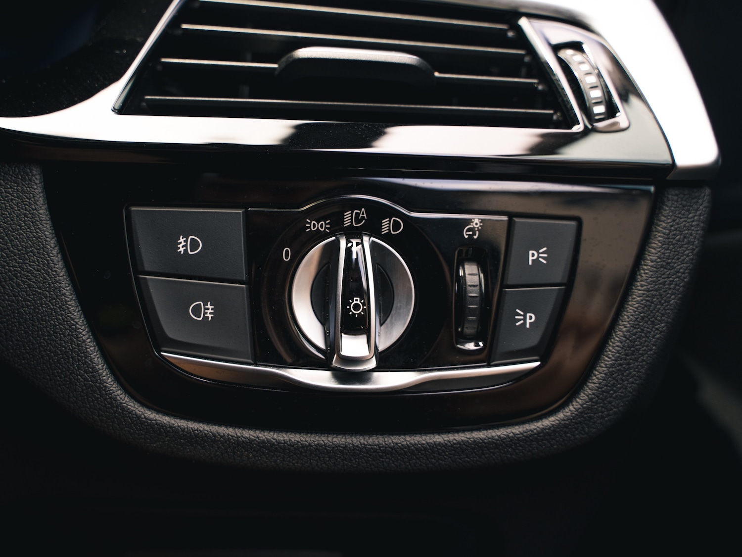 Used BMW 5 Series 2020 for sale - 77050767: Photo 33