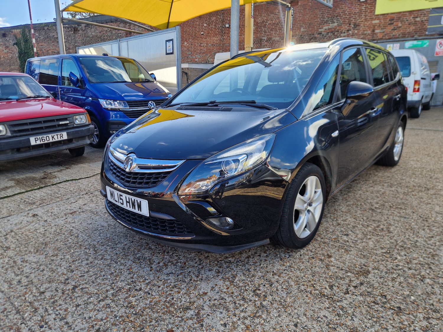 Used Vauxhall Zafira Tourer 2015 for sale - 76364414: Photo 3