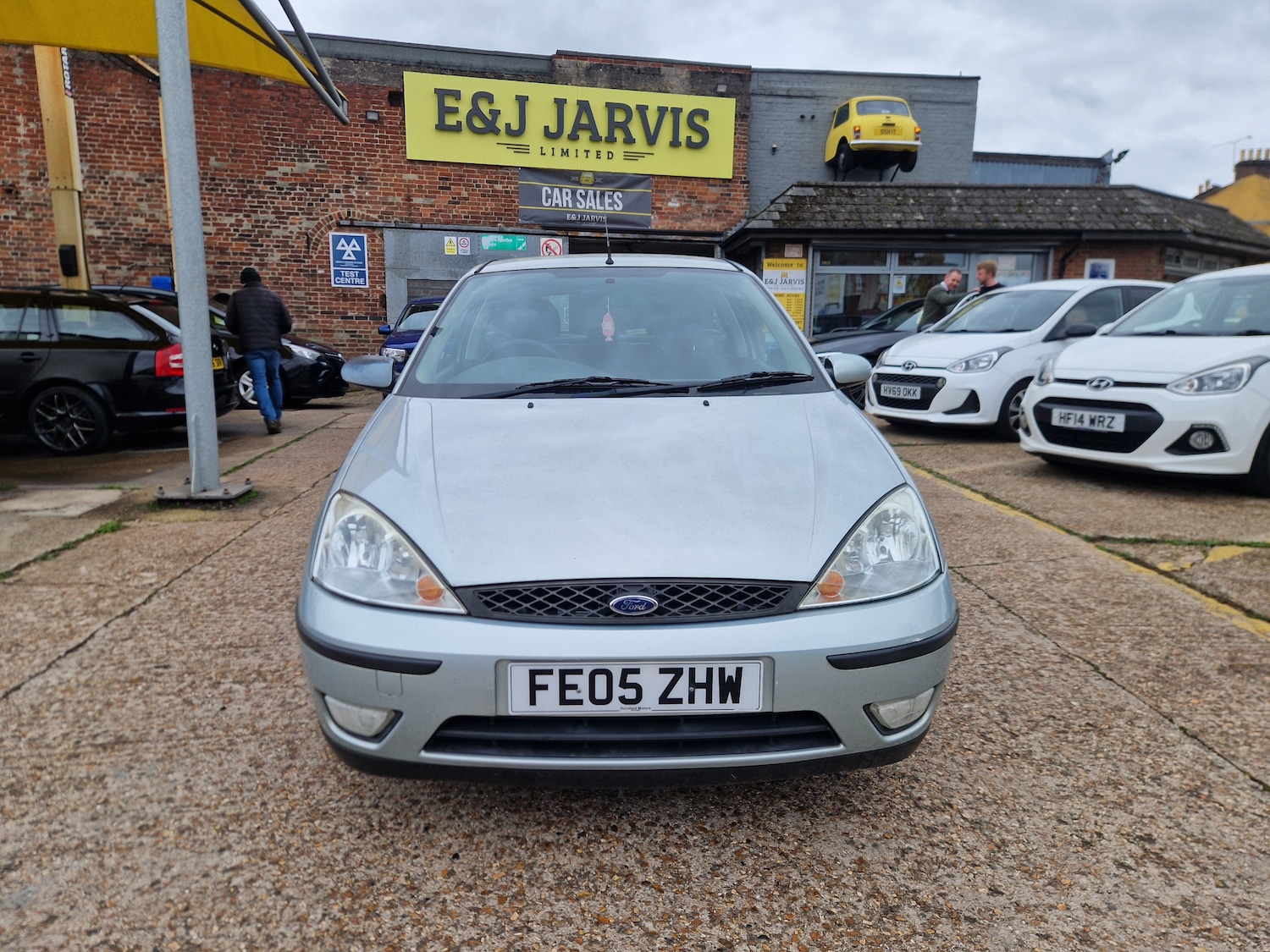 Used Ford Focus 2005 for sale - 76422590: Photo 2