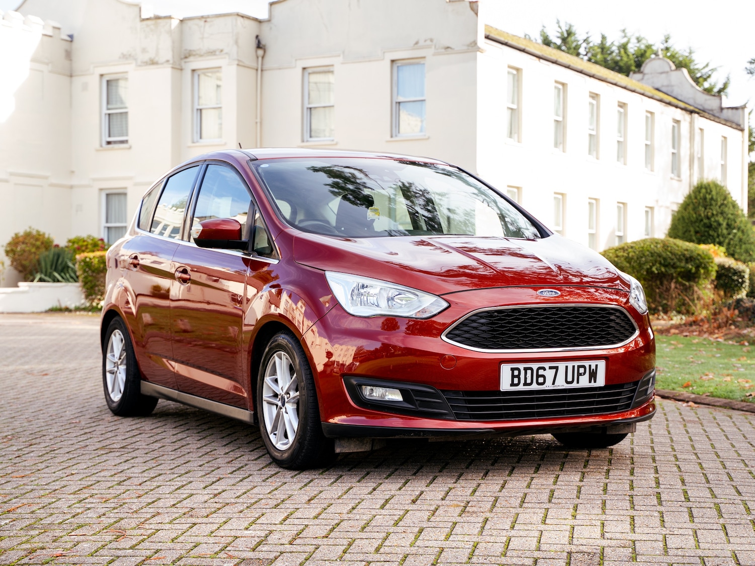 Used Ford C-Max 2017 for sale - 76305310: Photo 2