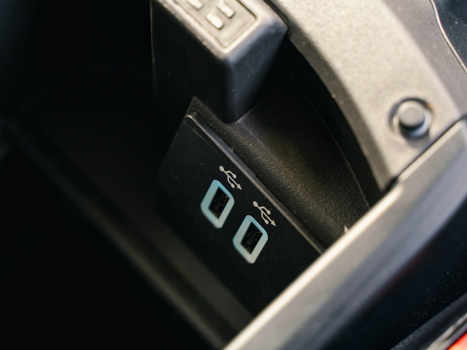 Used Ford C-Max 2017 for sale - 76305310: Photo 31