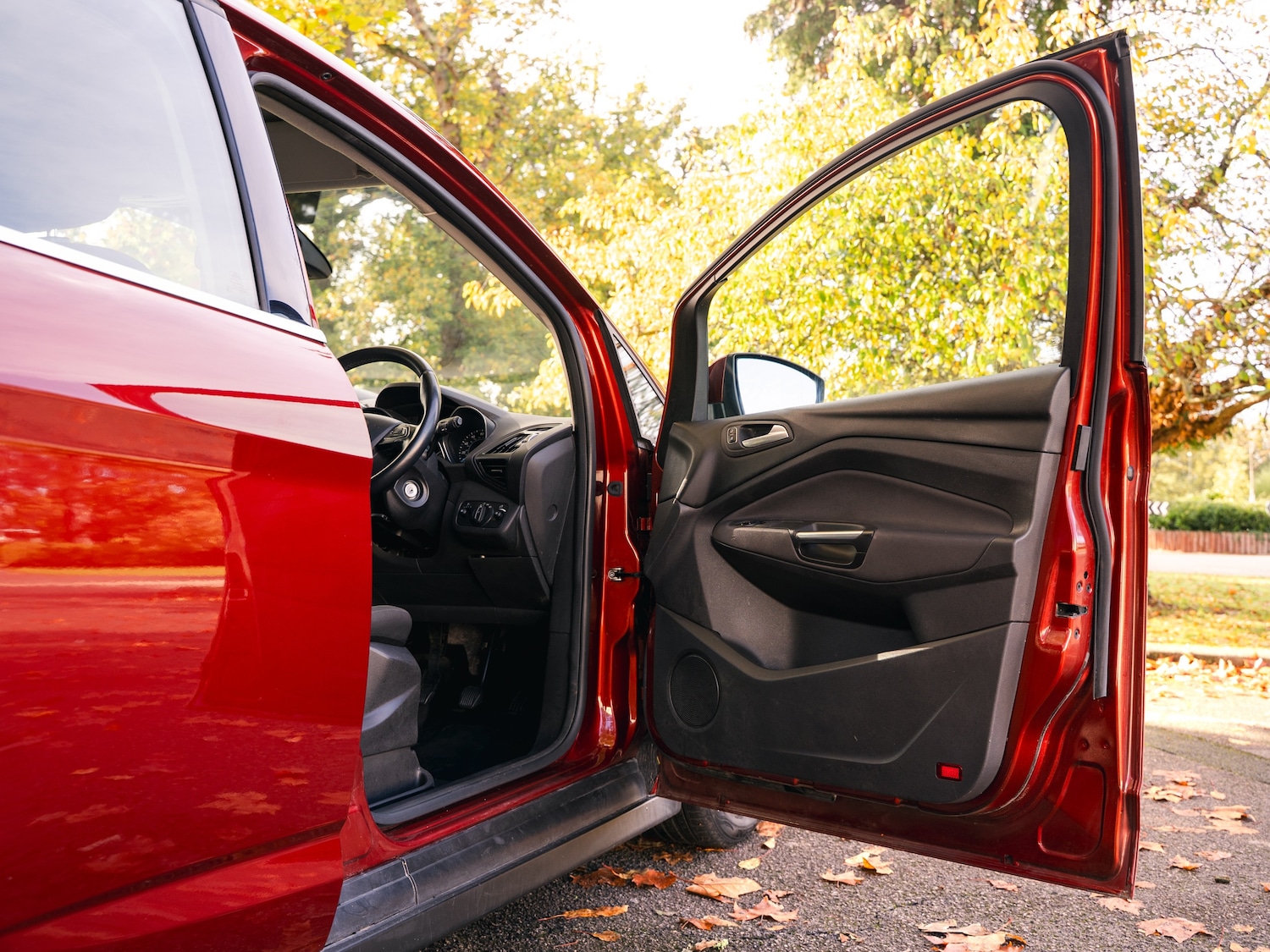 Used Ford C-Max 2017 for sale - 76305310: Photo 34