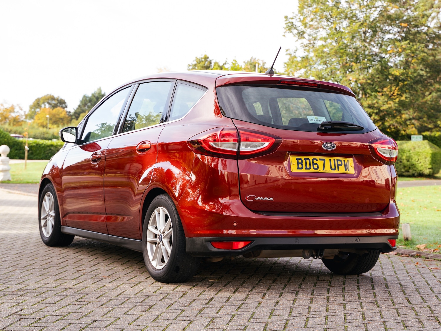 Used Ford C-Max 2017 for sale - 76305310: Photo 5