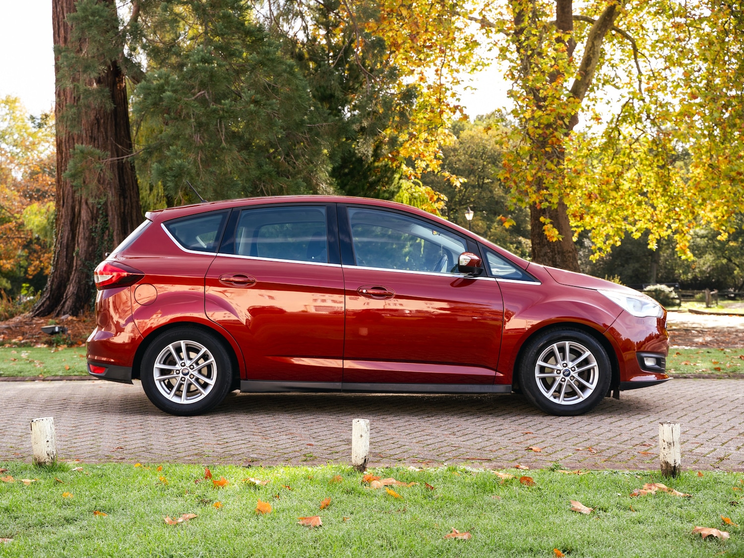 Used Ford C-Max 2017 for sale - 76305310: Photo 8