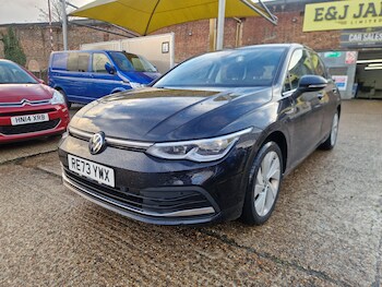 Used Volkswagen Golf 2023 for sale - 77297249: Photo